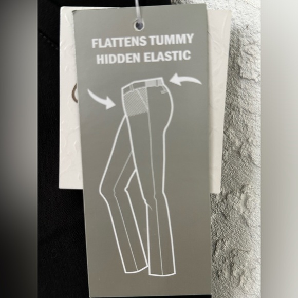 Coral Bay Comfort Waistband Woman Shorts The Slimming Solution Black 16W - Picture 6 of 6